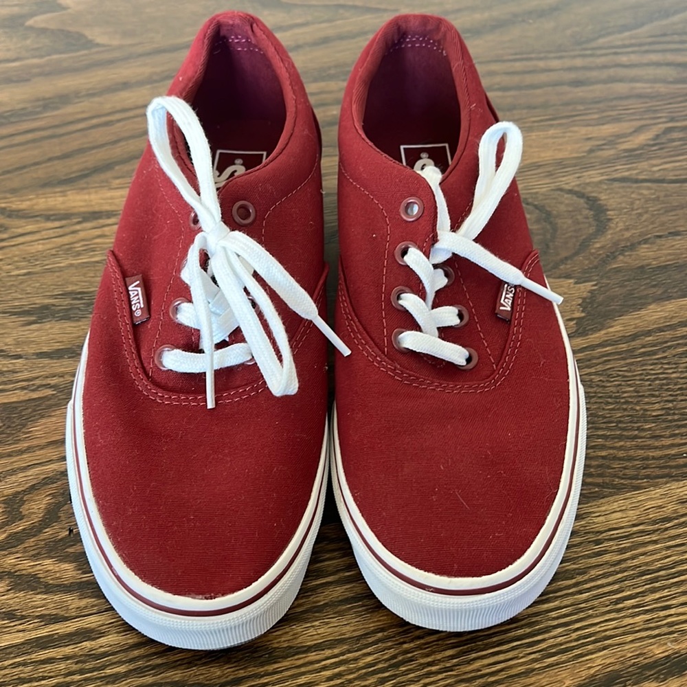 Vans - Picture 5 of 6